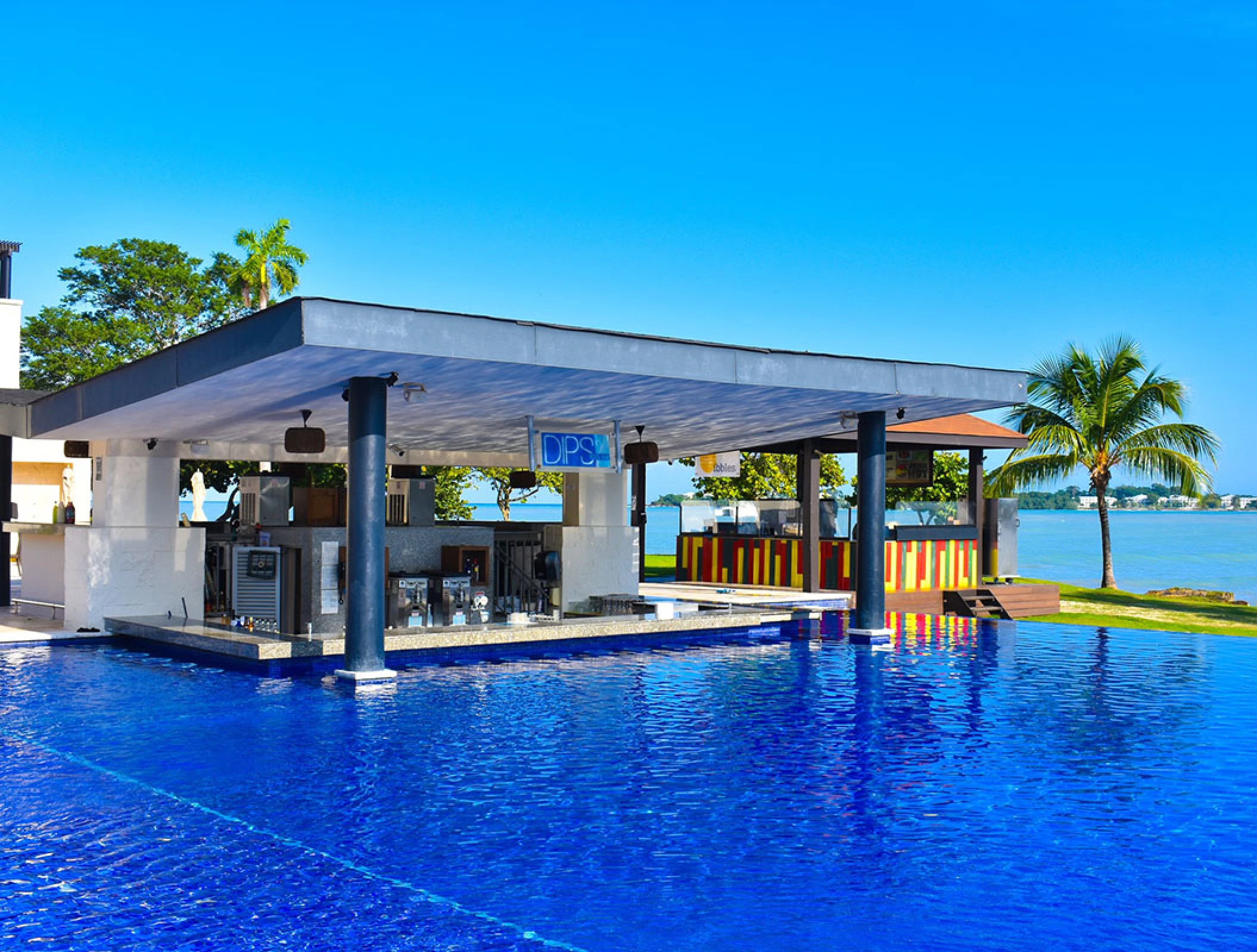 Royalton Negril Dips Pool Bar.