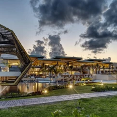 ROYALTON RIVIERA CANCUN GAZEBO