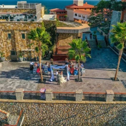 Ceremony on the plaza finisterra at Sandos Finisterra Los Cabos