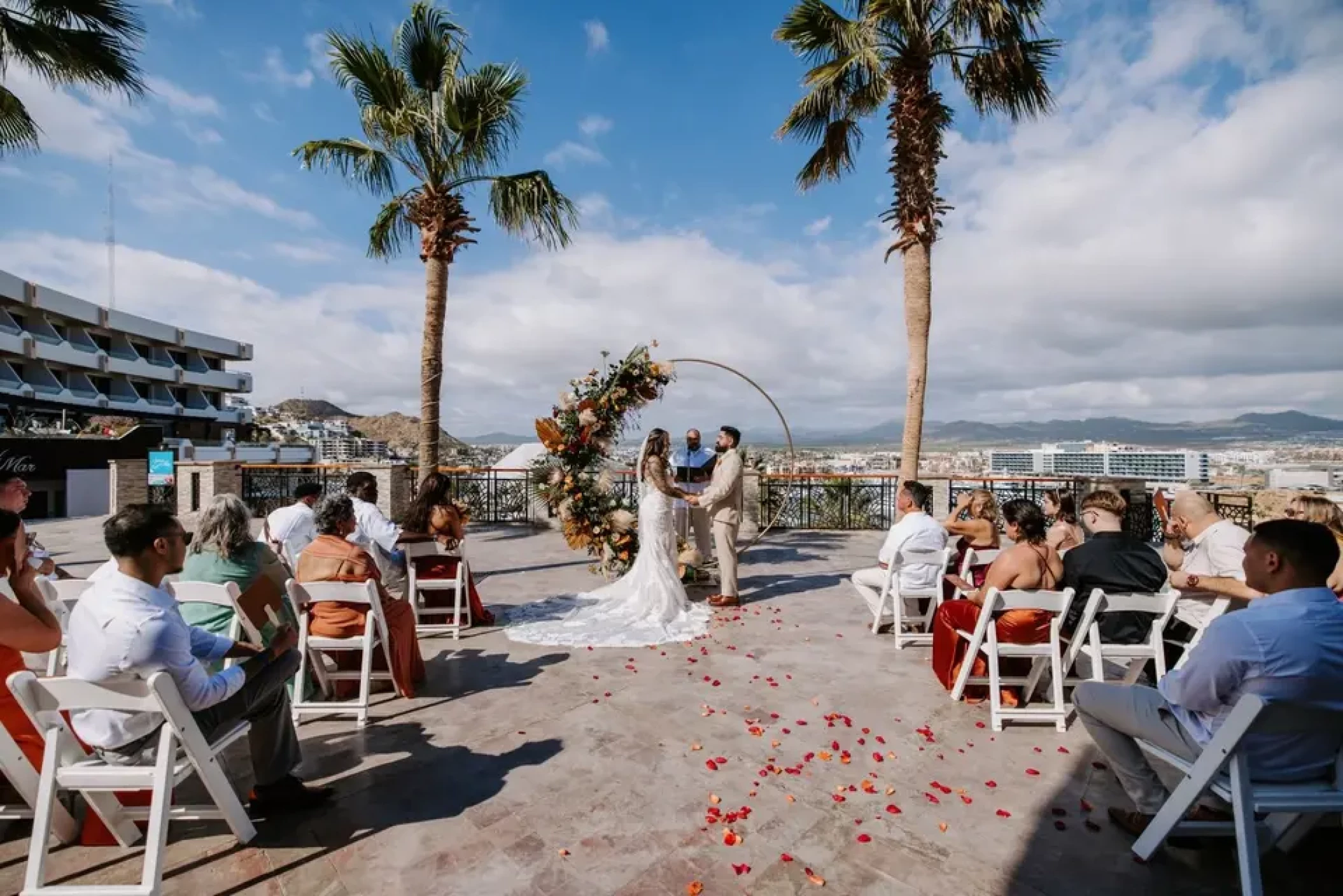 Ceremony on the plaza finisterra at Sandos Finisterra Los Cabos