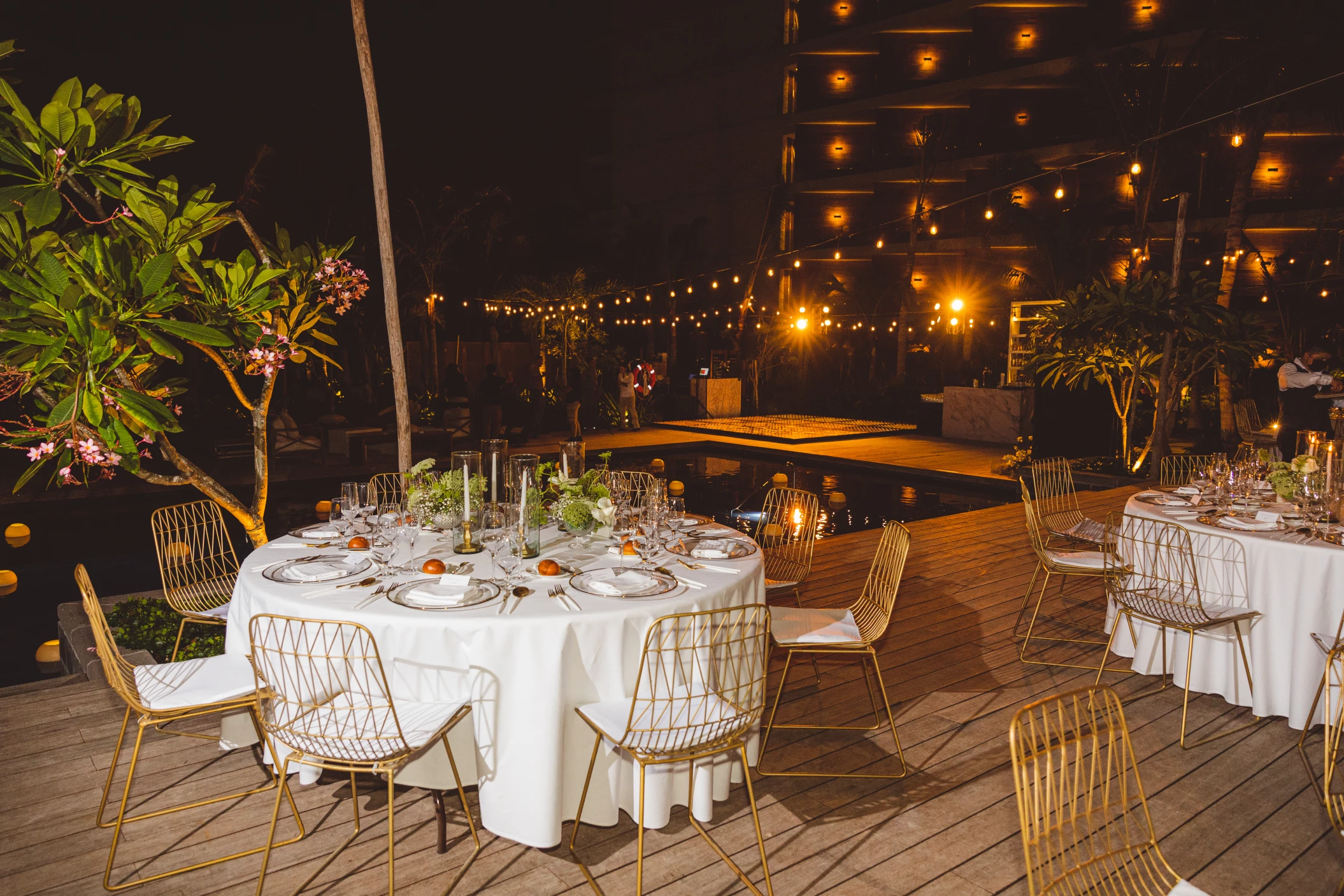 Dinner reception on the pool deck at Secrets Moxche