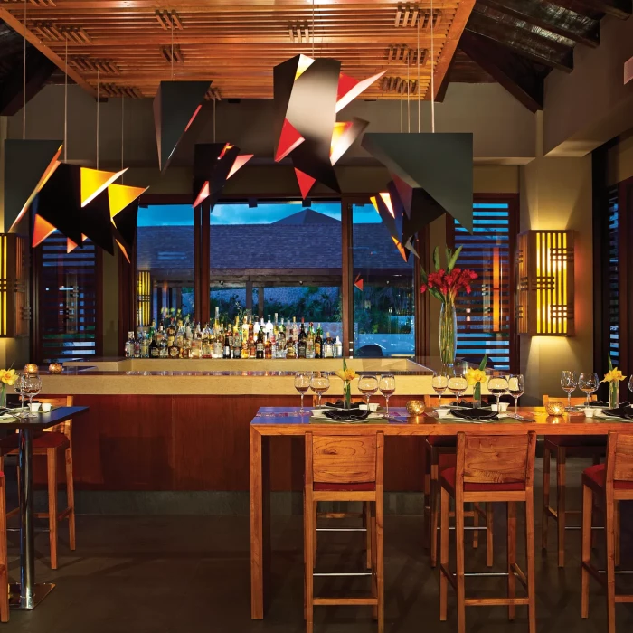 Secrets Playa Mujeres Golf & Spa Resort Himitsu sushi bar