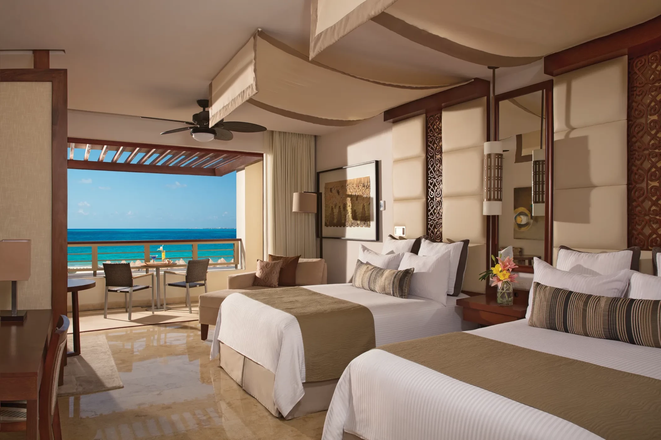 Secrets Playa Mujeres Golf & Spa Resort suite