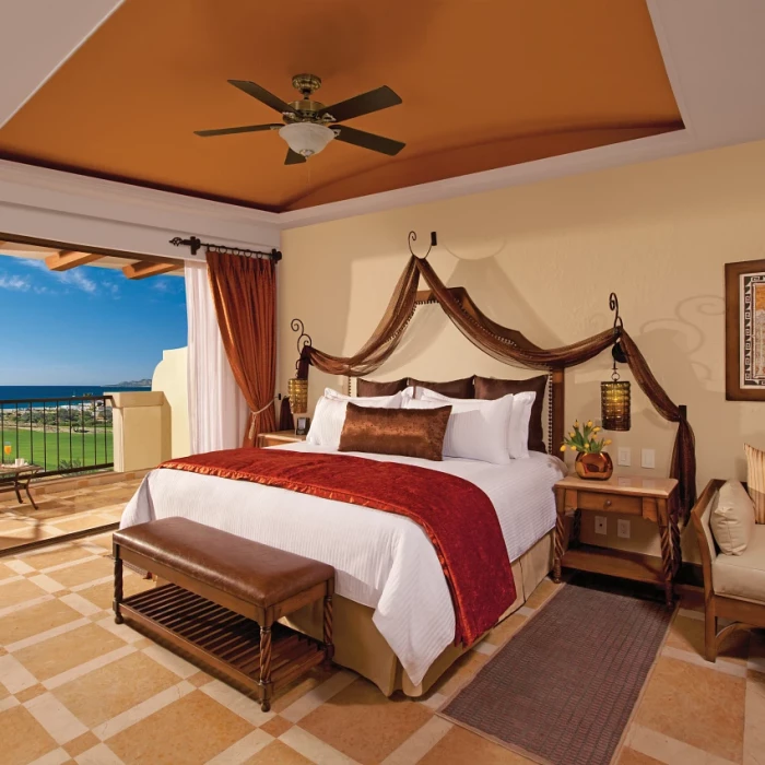 King suite at Secrets Puerto Los Cabos Golf & Spa Resort