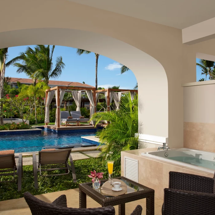 Swim up suite at Secrets Royal Beach Punta Cana