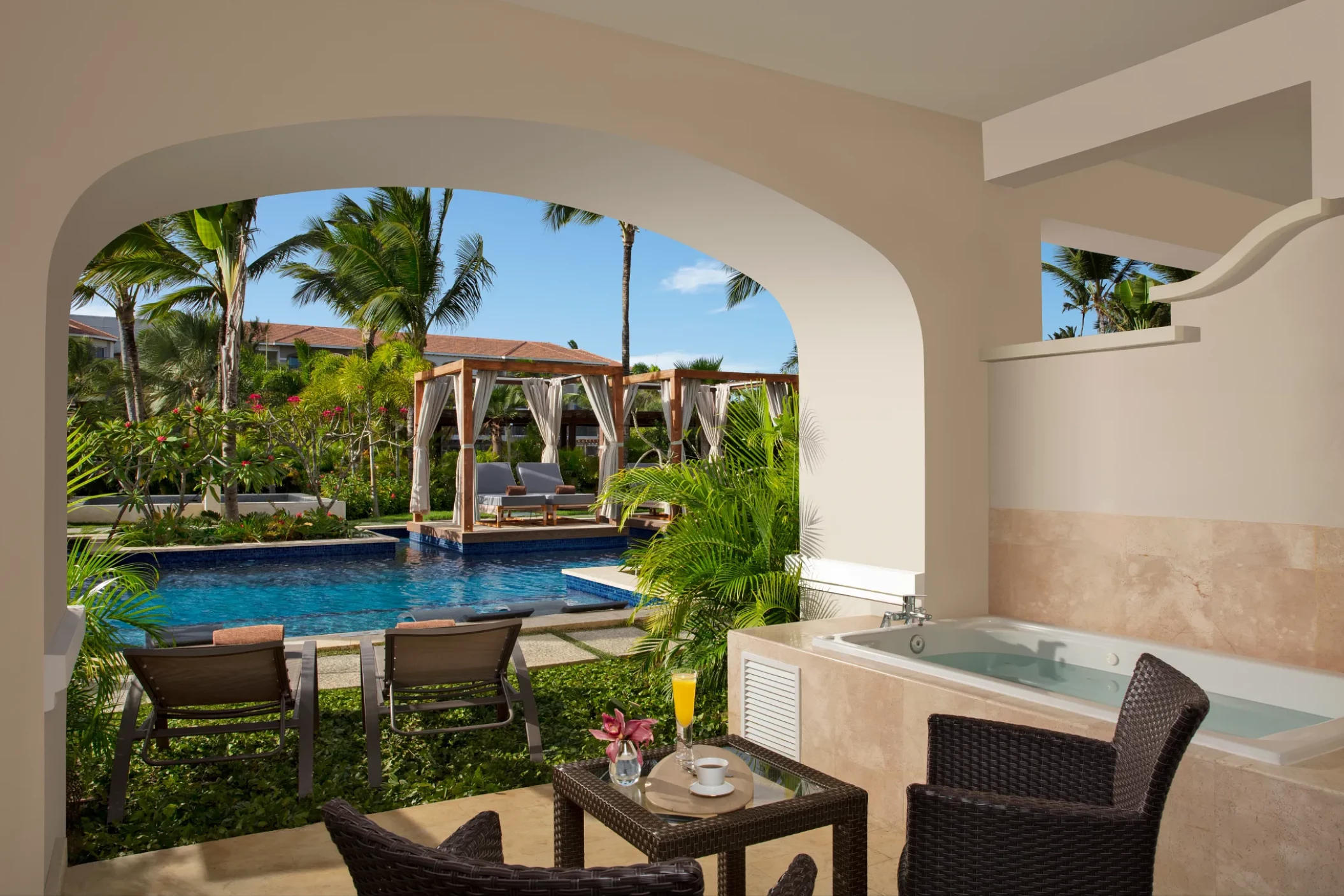 Swim up suite at Secrets Royal Beach Punta Cana