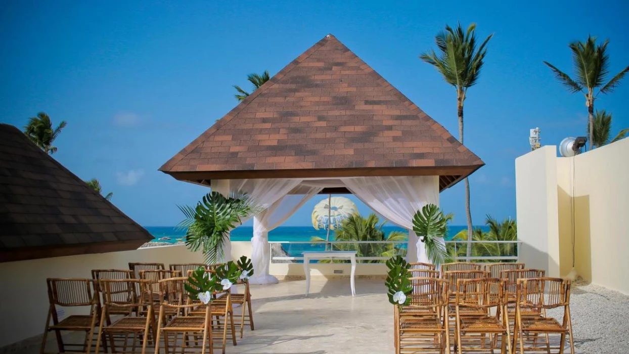 Ceremony decor in the royal gazebo at Secrets Royal Beach Punta Cana