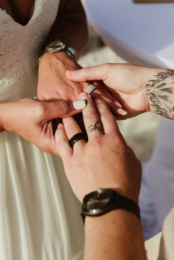 Jennifer & Chelsey exchange rings
