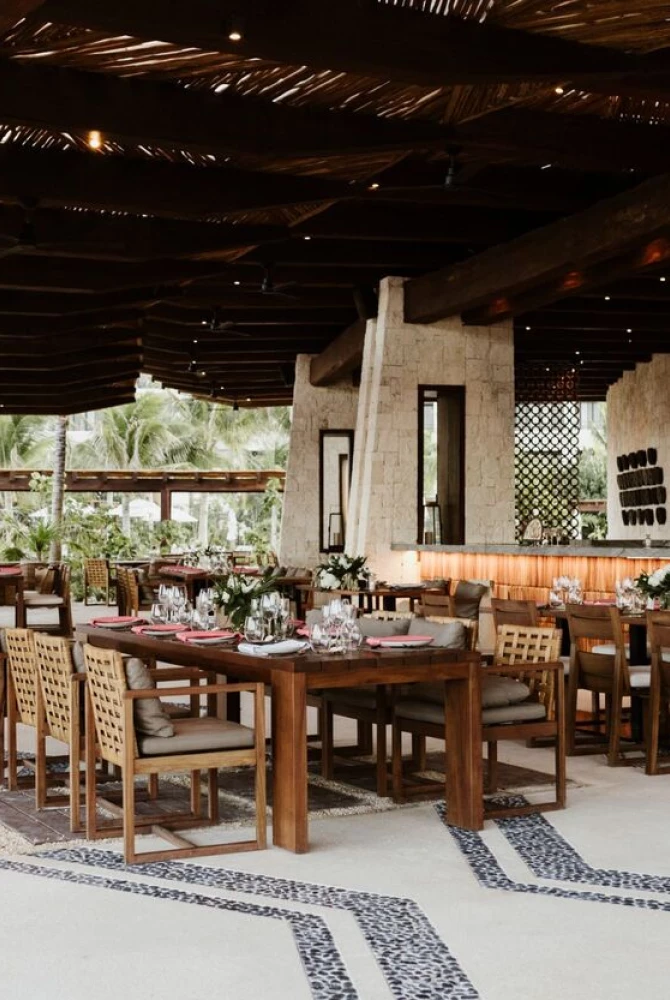 reception setup of Jennifer & Chelsey