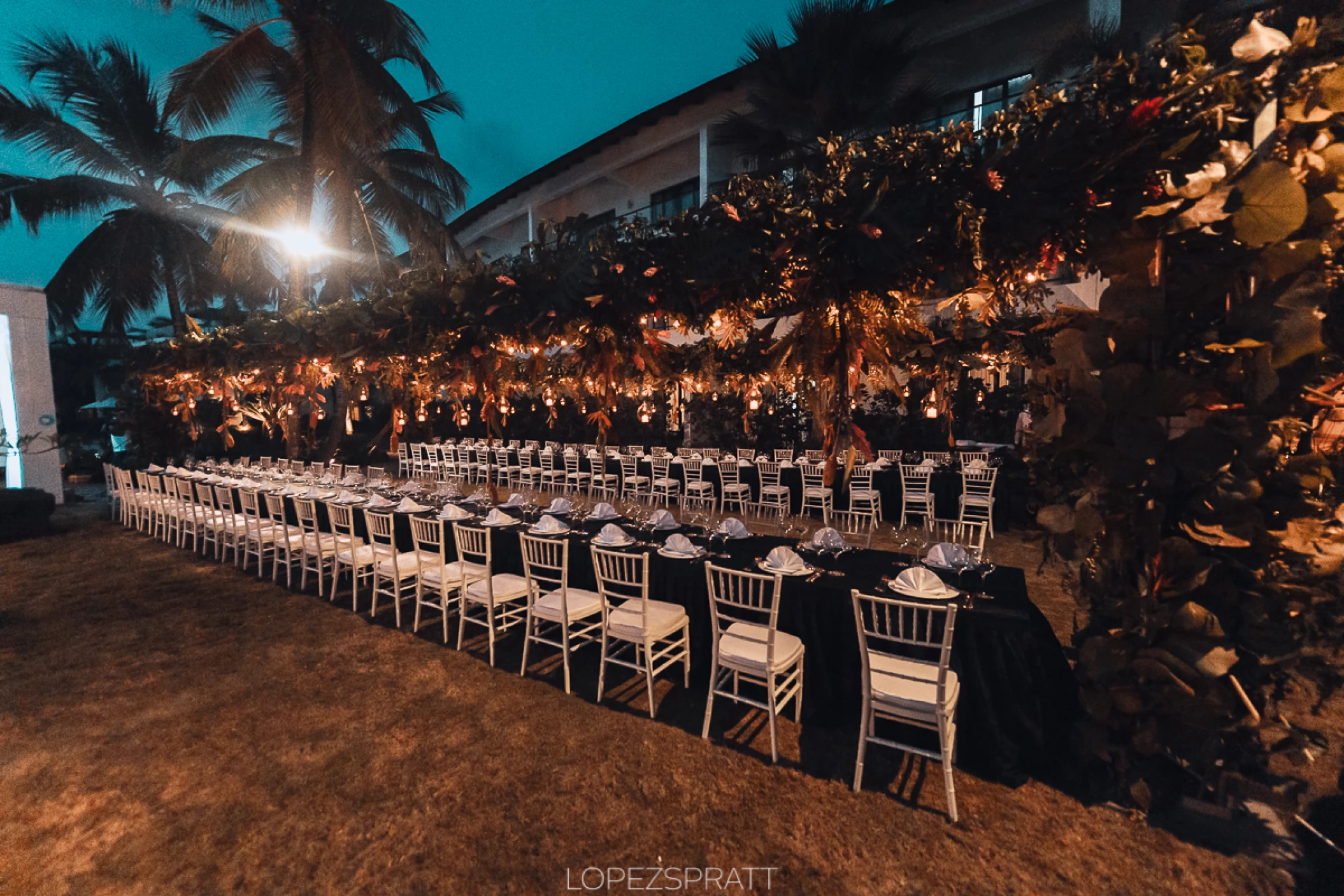 Dinner reception on the garden at Sublime samana Las Terrenas