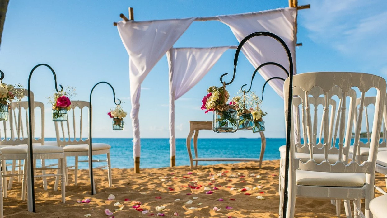 Wedding decor on the beach at Sublime samana Las Terrenas