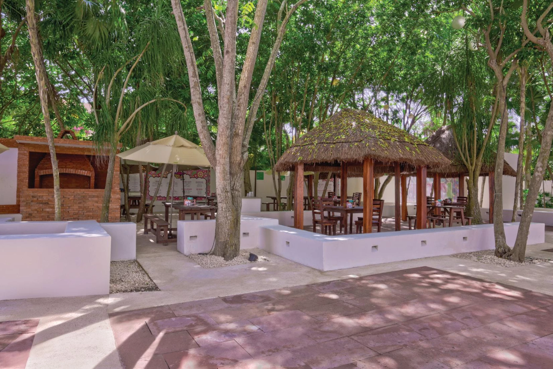 Barefoot grill at Sunscape Akumal Beach Resort