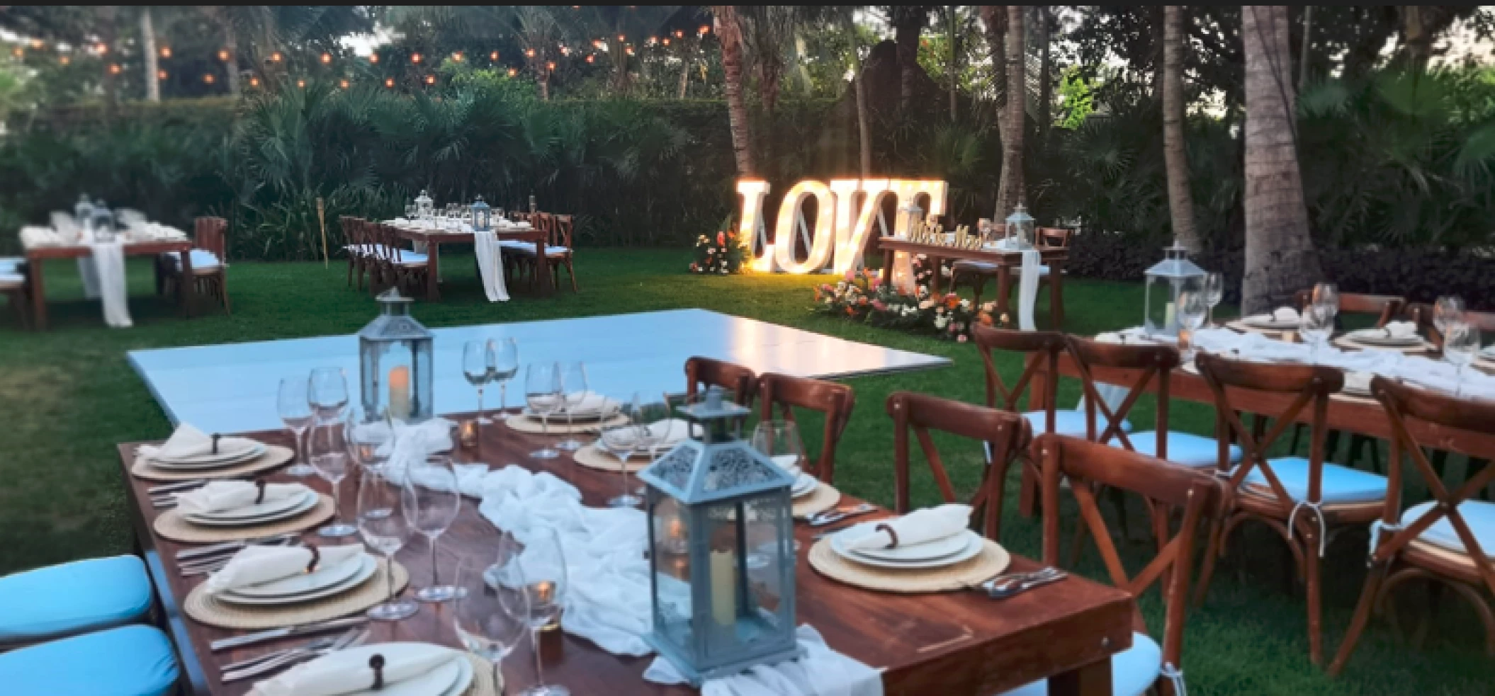 The Fives Beach Hotel & Residences garden wedding reception area