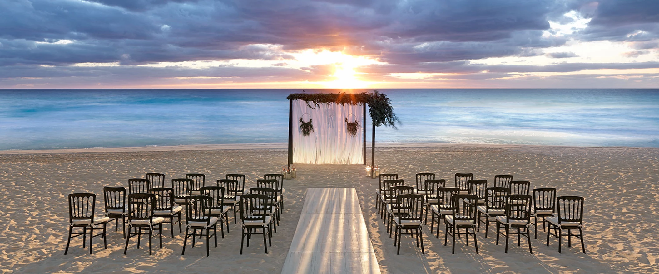 Beach wedding venue at Unico 20°87° Hotel Riviera Maya