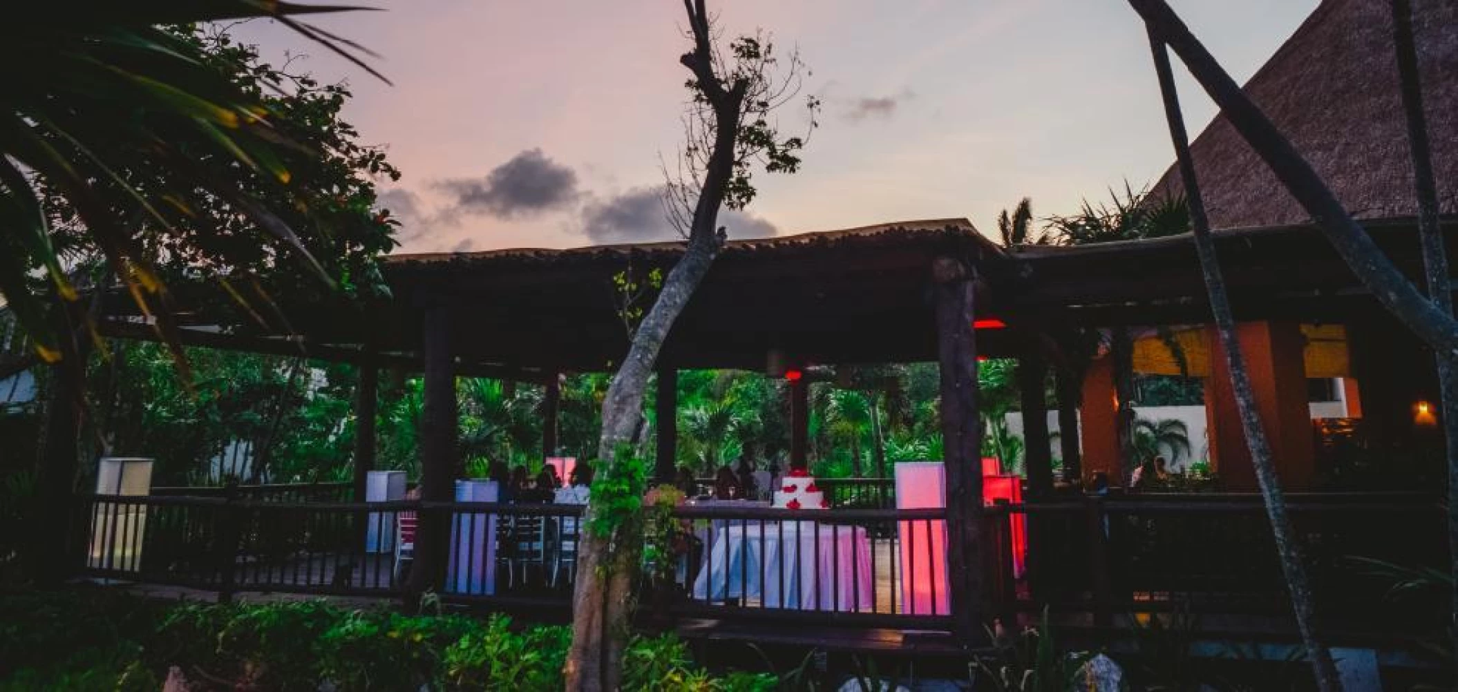 Cocktail party on Steak Pot at Valentin Imperial Riviera Maya