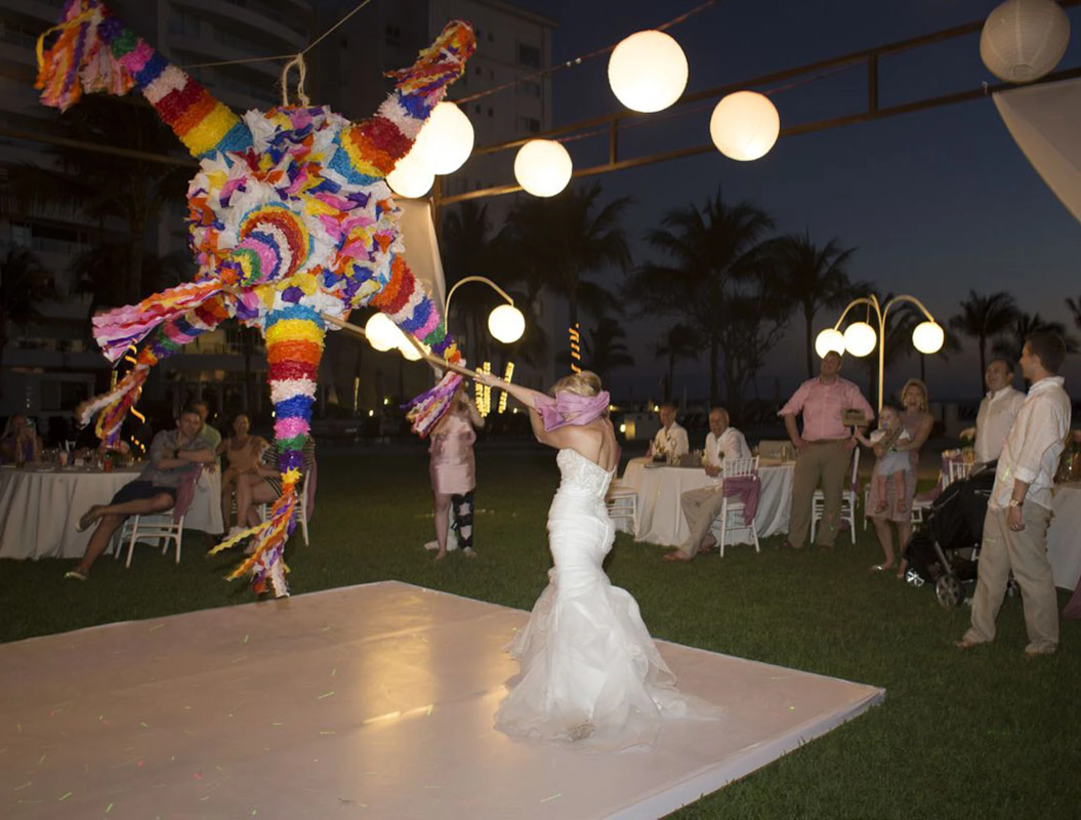 Reception Pinhata decor on the garden venue at Wyndham Alltra Riviera Nayarit.