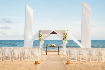 Wyndham Alltra beach wedding ceremony set up