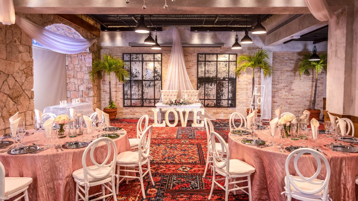 Indoor wedding venue at Wyndham Alltra Playa del Carmen