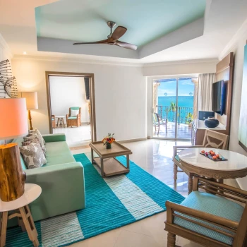 Oceanview room living room at Wyndham Alltra Playa del Carmen