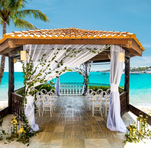 Ceremony decor on Oceanfront wedding gazebo at Wyndham Alltra Playa del Carmen