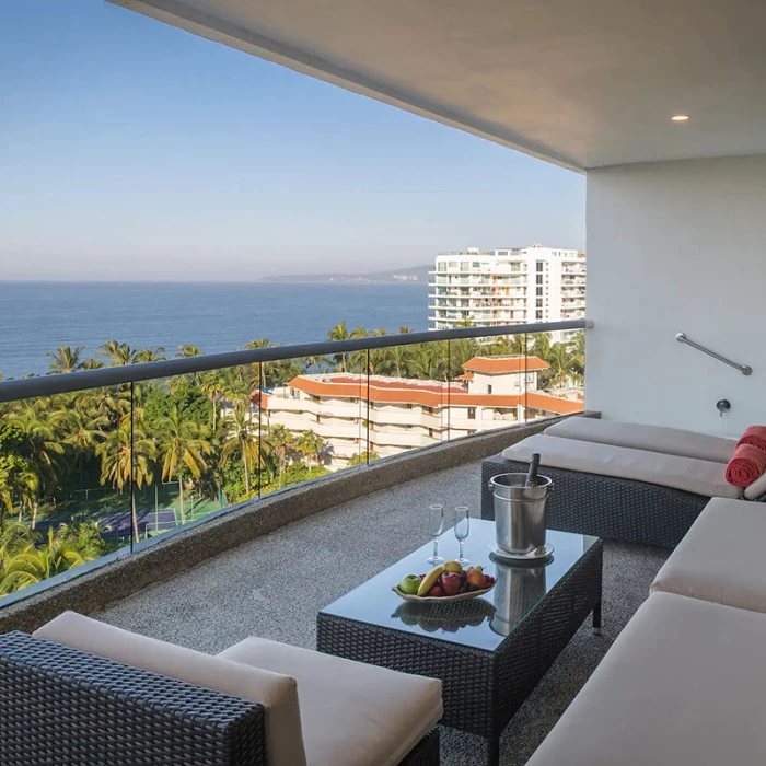 Wyndham Alltra Riviera Nayarit Presidential Suite balcony