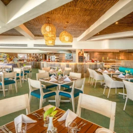 Azul restaurant at Wyndham Alltra Cancun