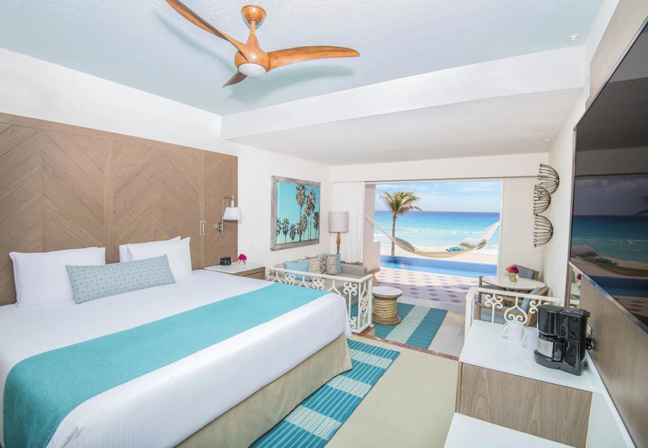 Beachfront suite at Wyndham Alltra Cancun