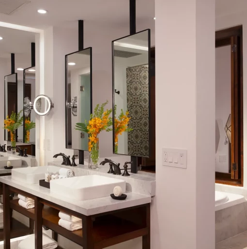 Bathroom of 1 bed suite at Zoetry Casa del Mar Los Cabos