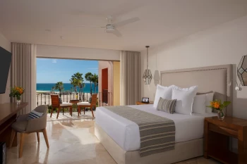 Deluxe suite at Zoetry Casa del Mar Los Cabos