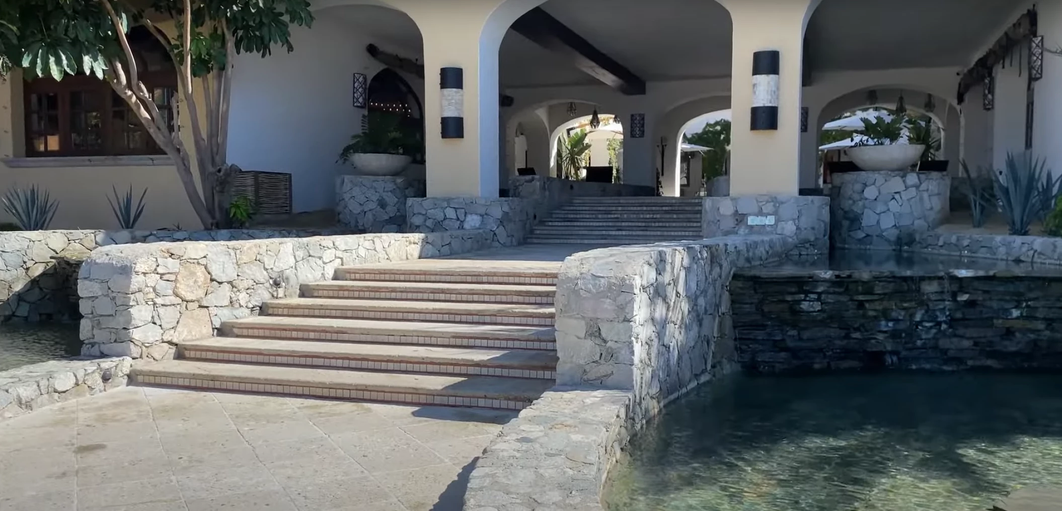 Mirror zone wedding venue at Zoetry Casa del Mar Los Cabos